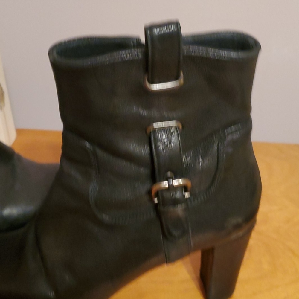 Stuart Weitzman Platform - image 3